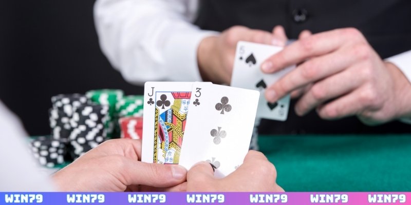 Nắm rõ luật đánh poker WIN79